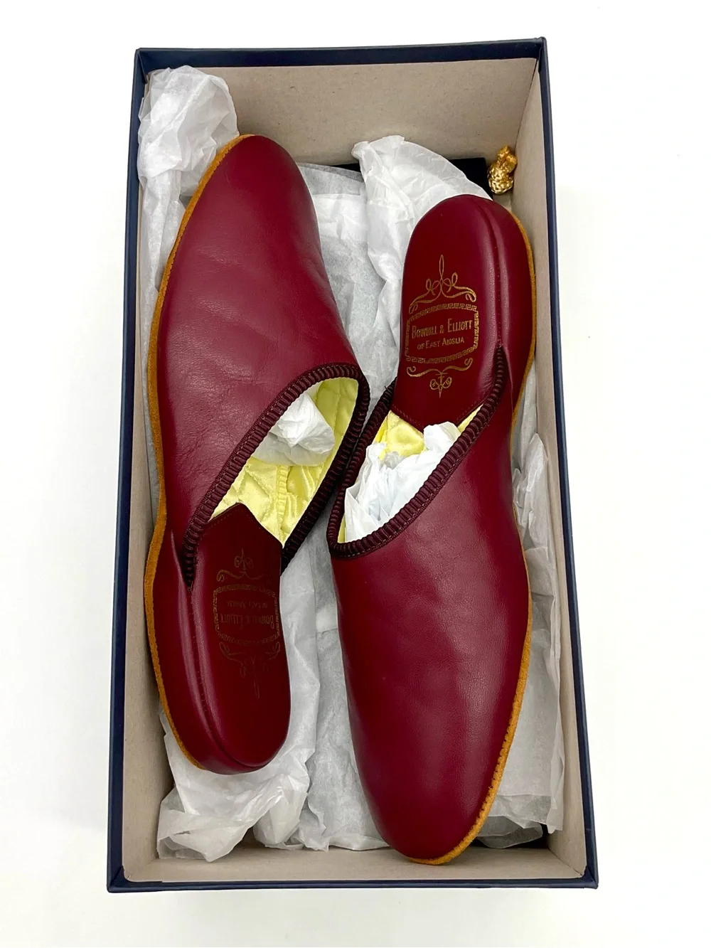 NIB Bowhill & Elliott Men’s Cherry Leather Mule Slippers